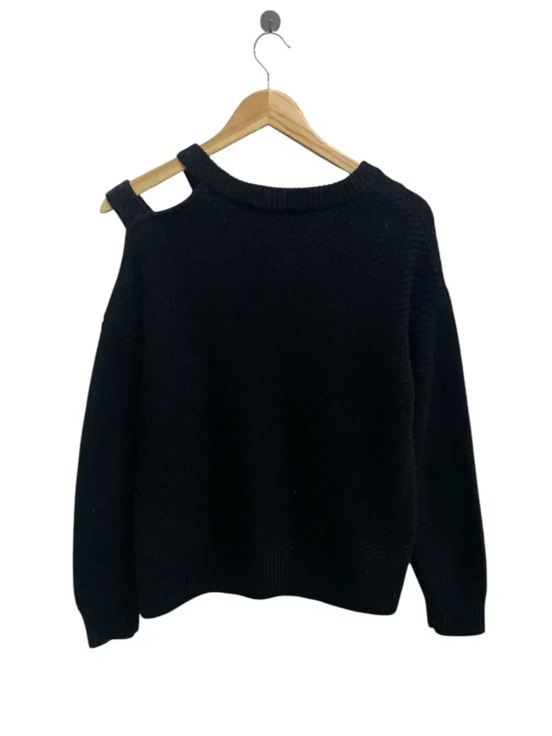 DKNY 컷아웃 숄더 블랙 니트 스웨터 XS 상품이미지3