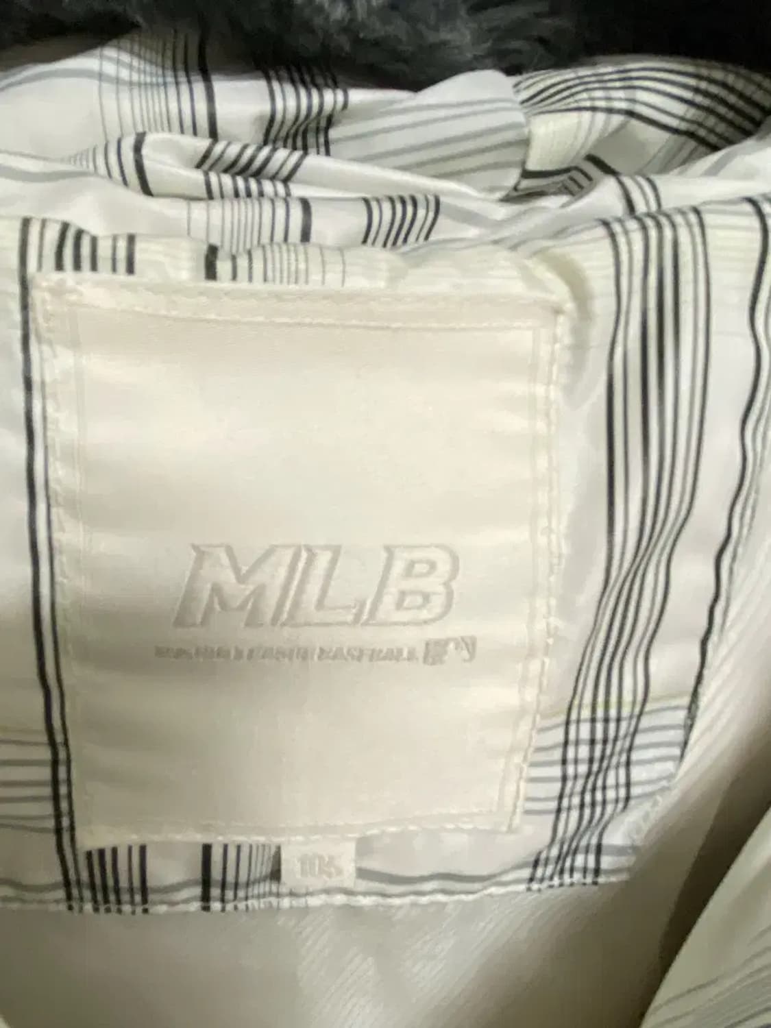 MLB 뉴욕 양키스 체크 다운 패딩 105 상품이미지8