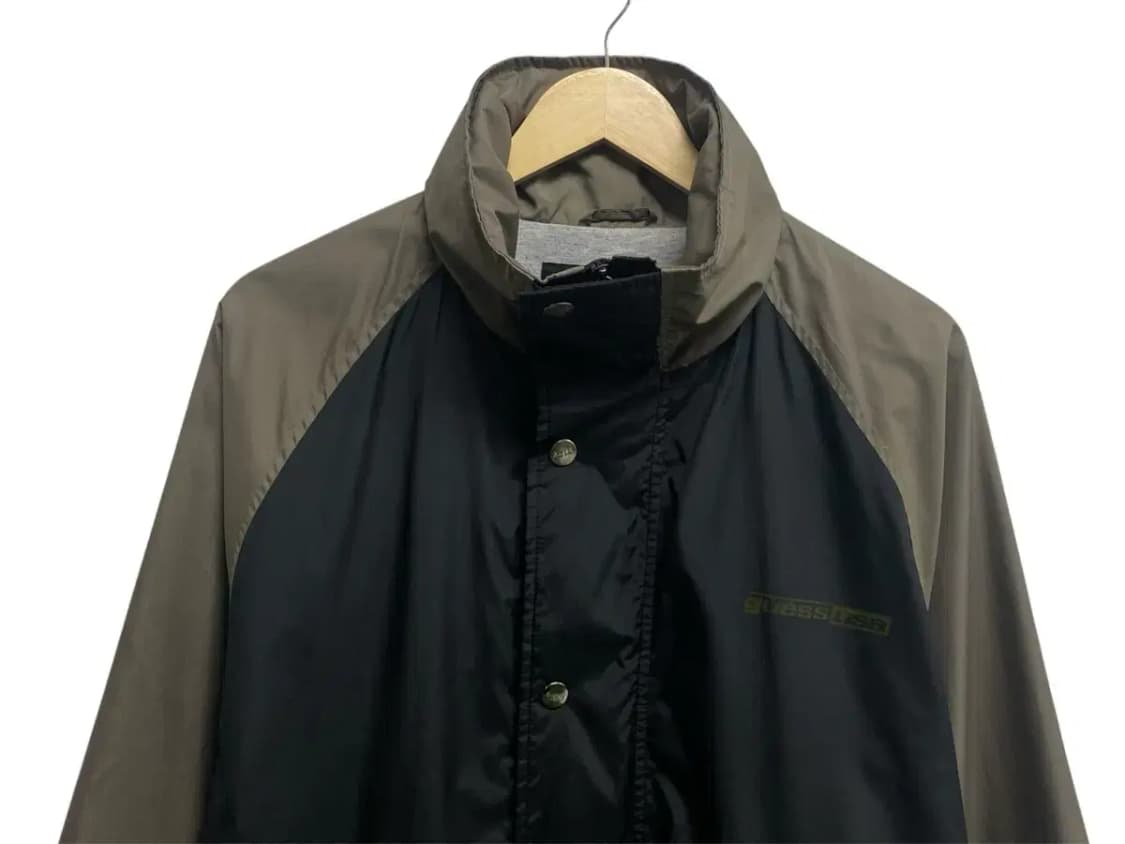 게스GUESS 배색 바람막이 윈드재킷 95 상품이미지2