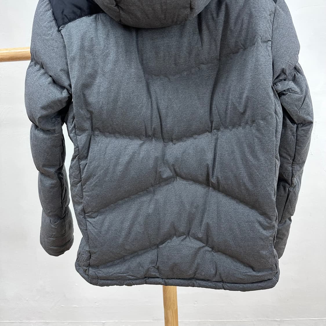 salomon 살로몬 남여공용 구스다운 패딩 점퍼 슬림핏100 J21 상품이미지6