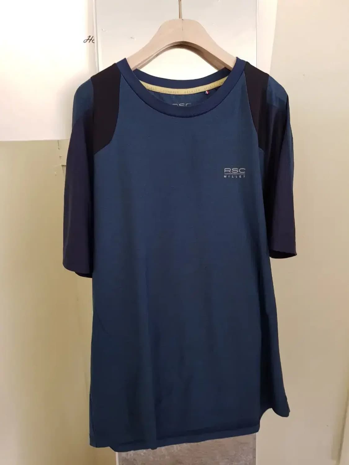 밀레 기능성 반팔티셔츠 상품이미지1