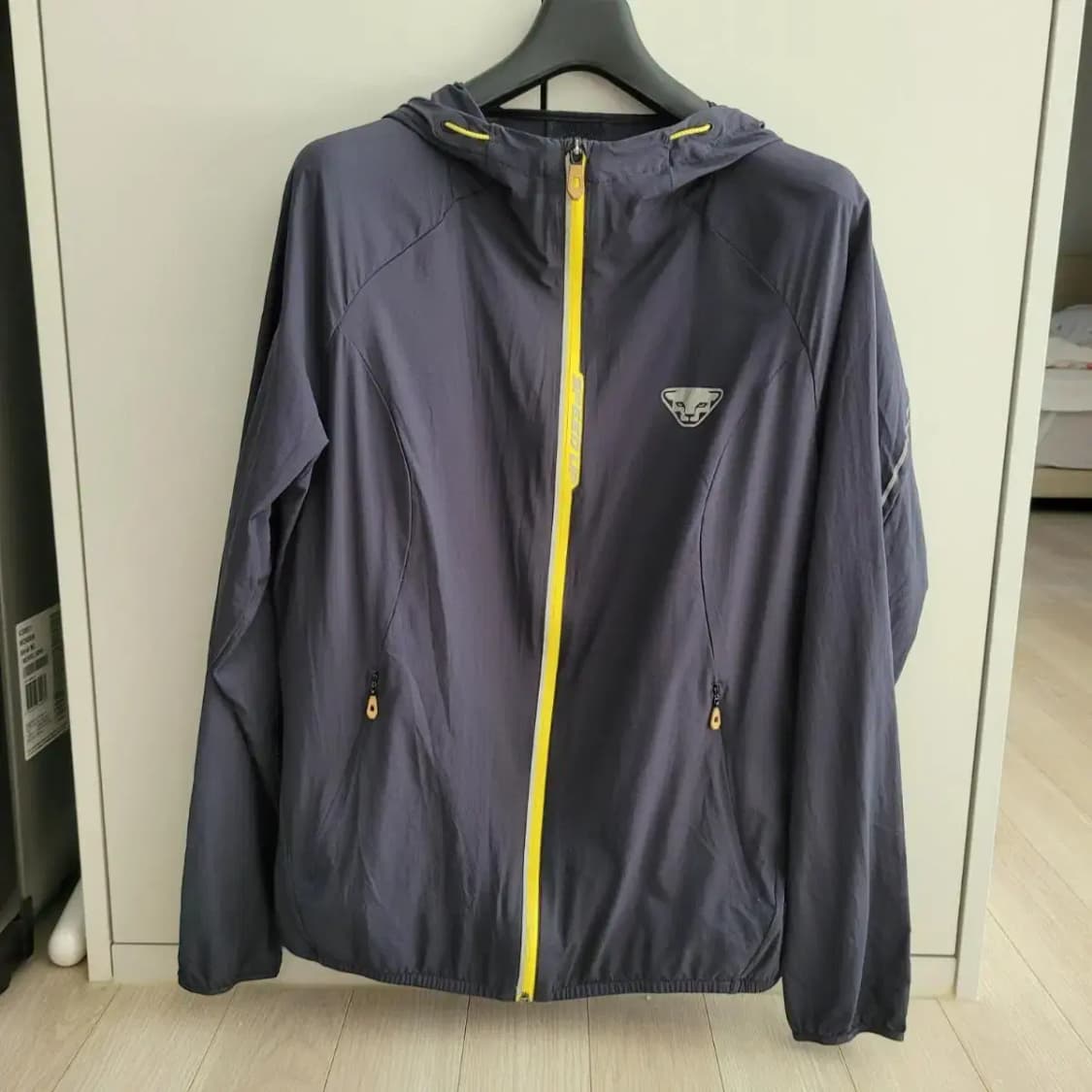 다이나핏 경량 바람막이 상품이미지1