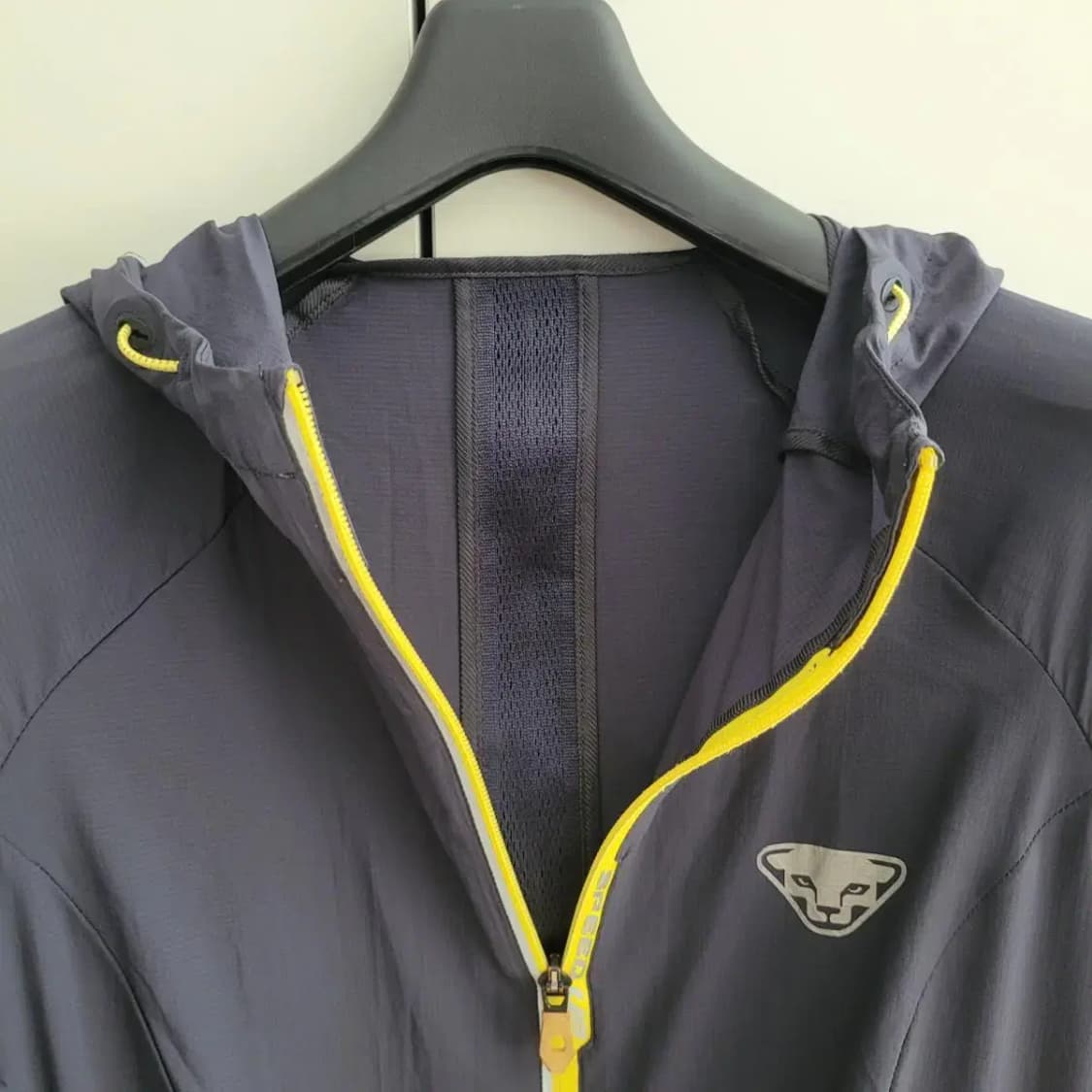 다이나핏 경량 바람막이 상품이미지2