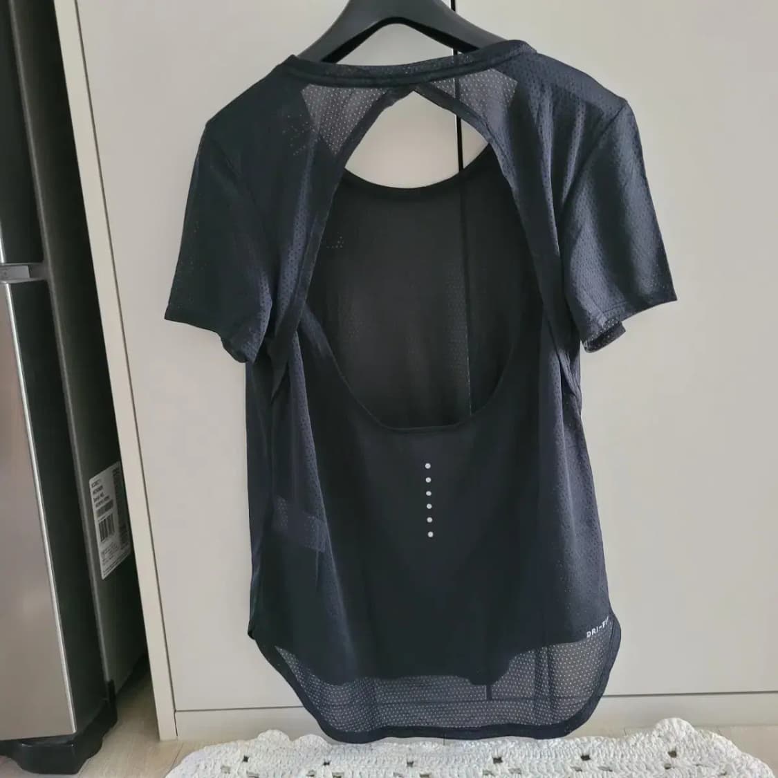 나이키 오픈백 반팔티셔츠 상품이미지5