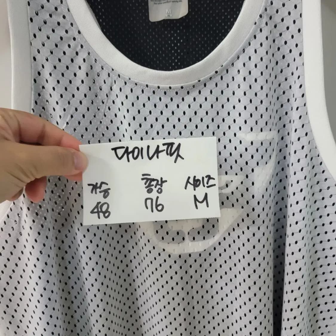 다이나핏 메쉬 탱크 민소매 티셔츠 상품이미지4