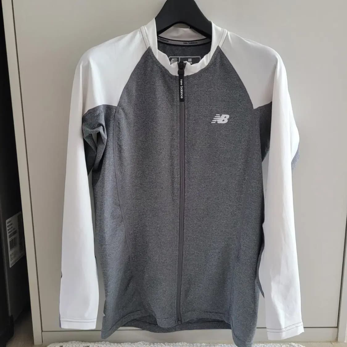 뉴발란스 냉감소재 기능성 집업 상품이미지1