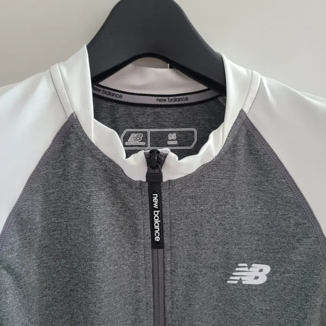 뉴발란스 냉감소재 기능성 집업 상품이미지2