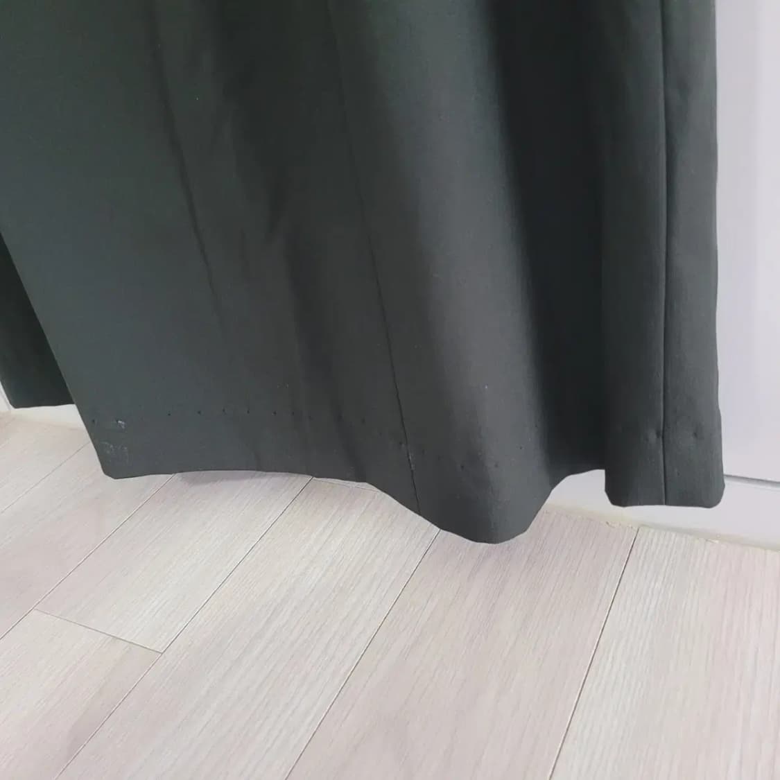 버버리 미디스커트 상품이미지3