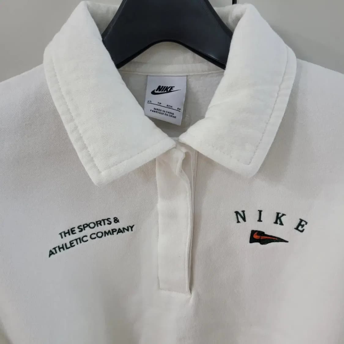 나이키 숏 카라티셔츠 상품이미지2