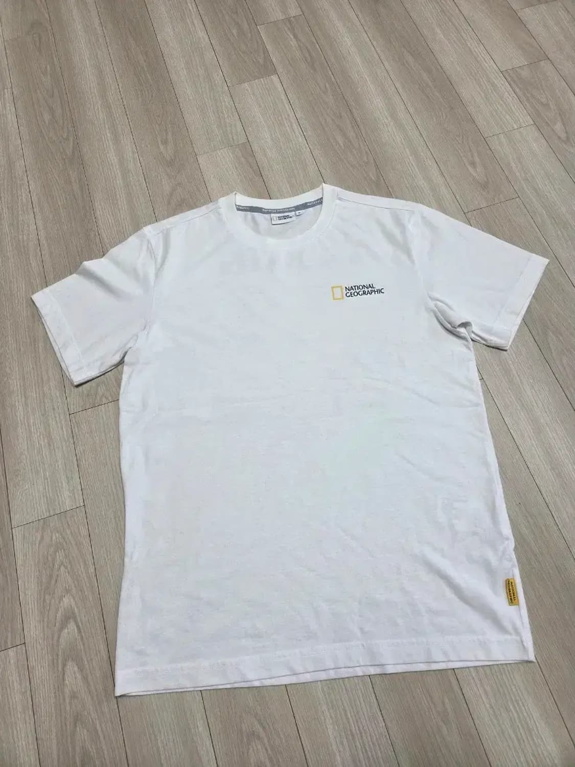 내셔널지오그래픽 반팔티셔츠 상품이미지1