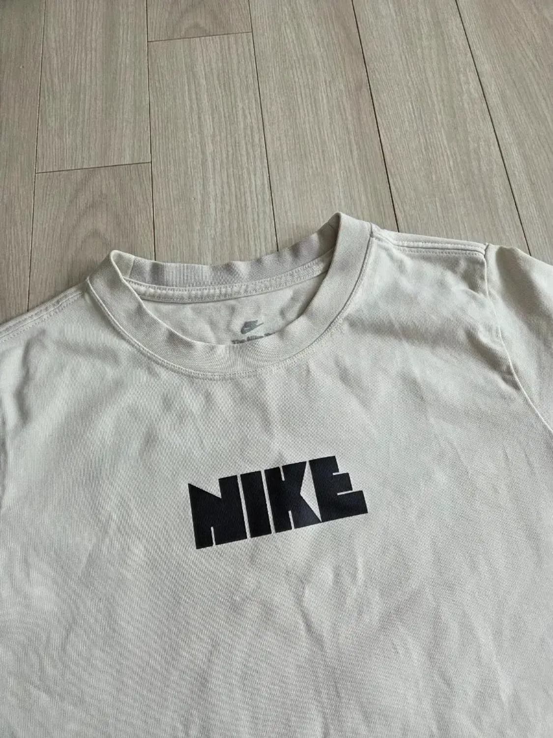 나이키 숏 반팔티셔츠 상품이미지2