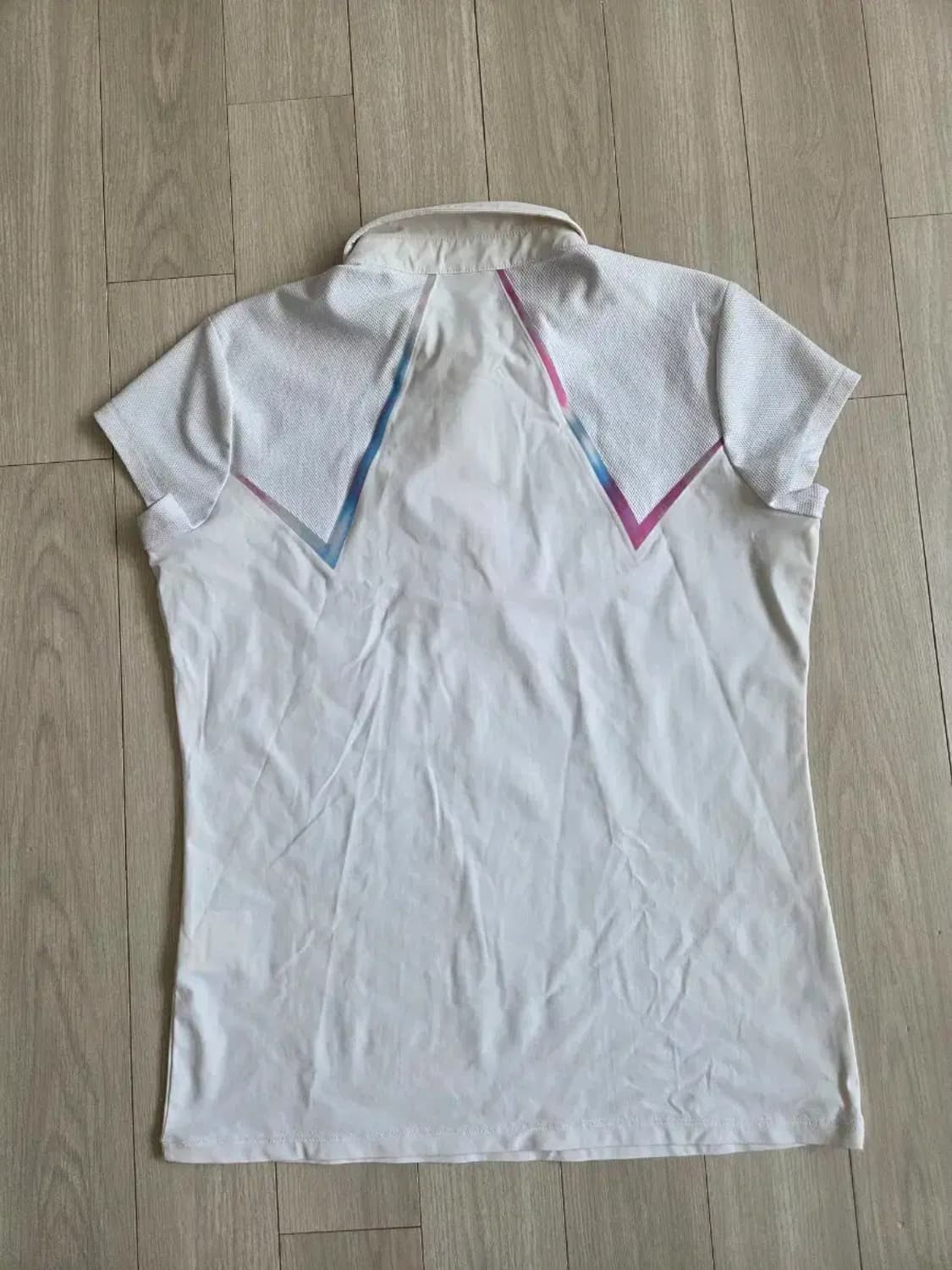 데상트 기능성 티셔츠 상품이미지3