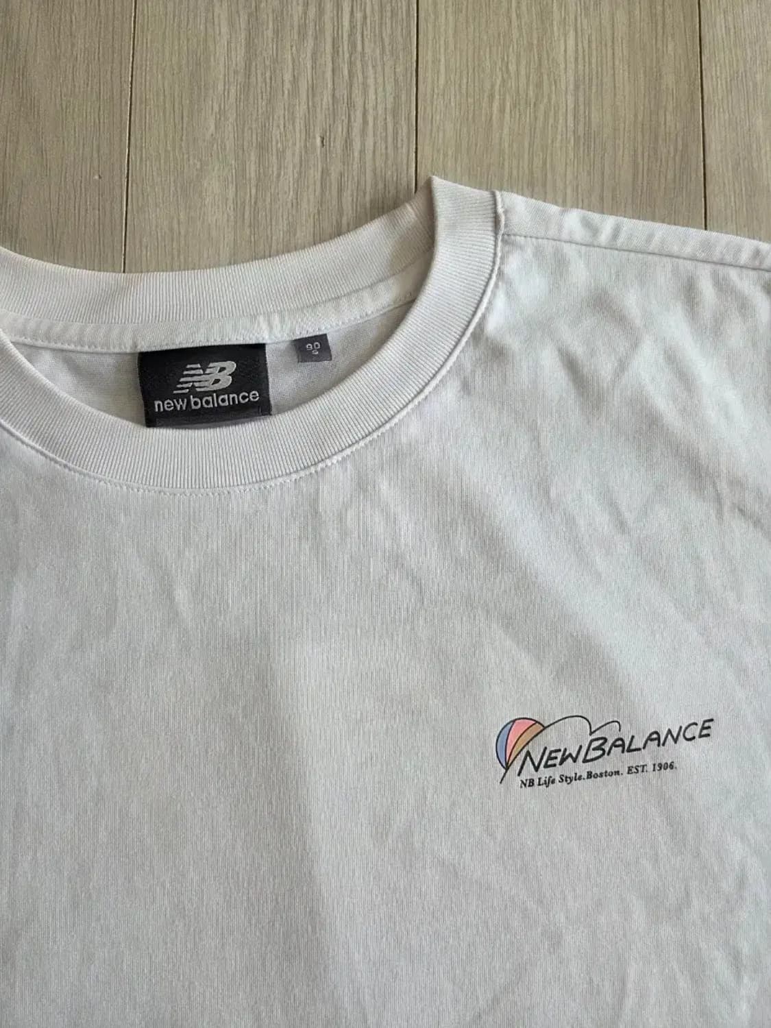 뉴발란스 반팔티셔츠 상품이미지2