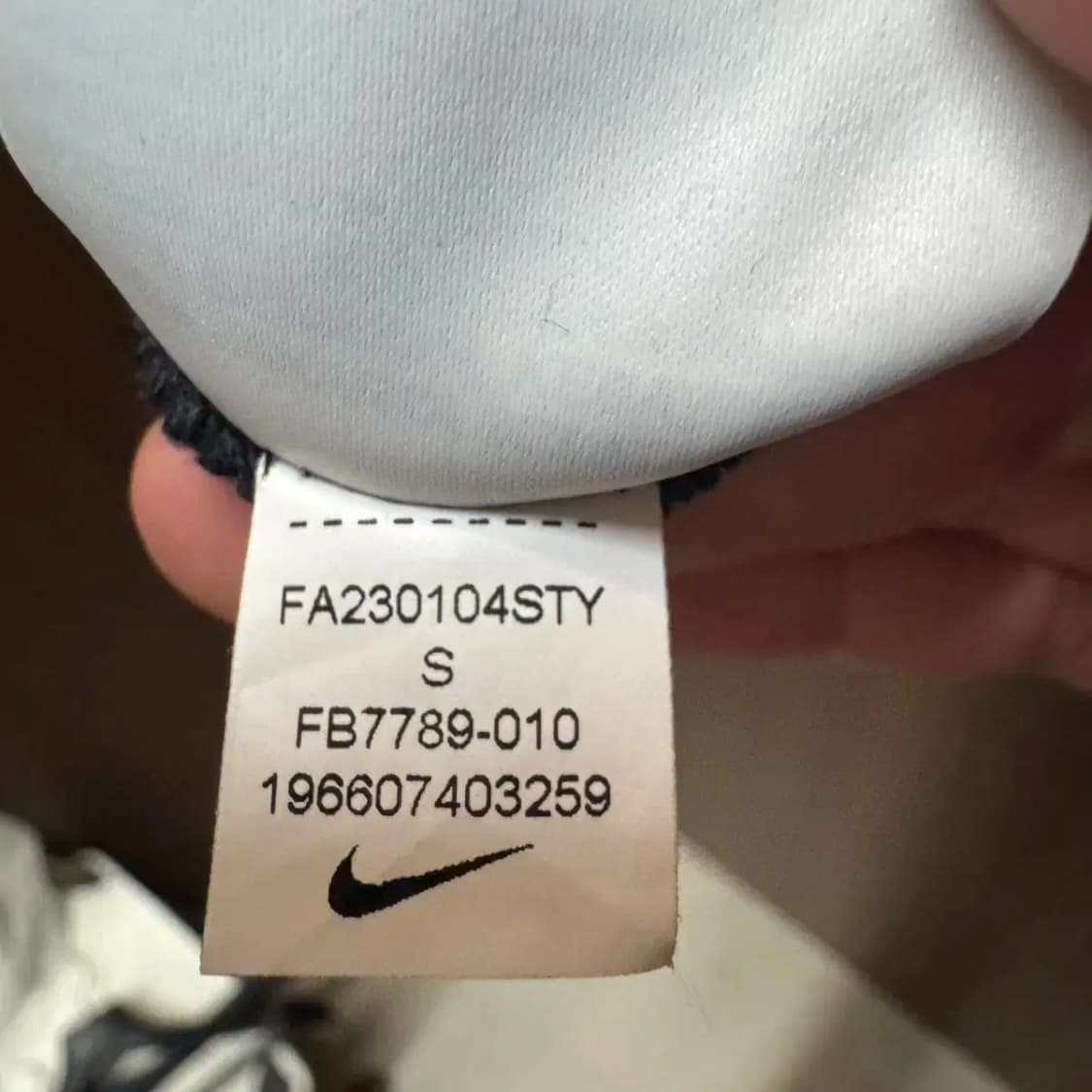 나이키 후드티셔츠 상품이미지4