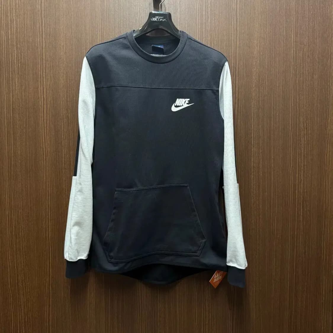 나이키 긴팔티셔츠 상품이미지1