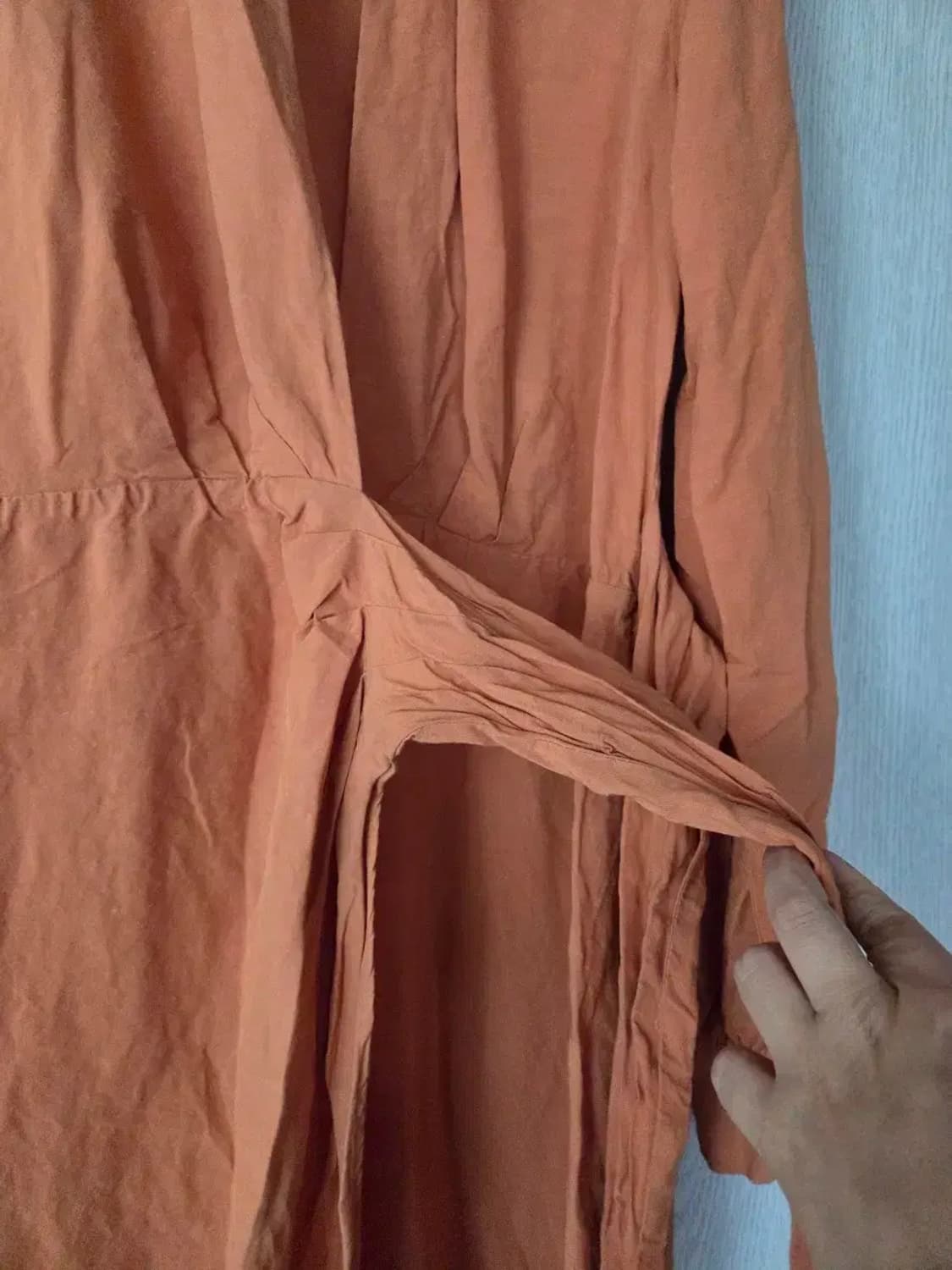 앤아더스토리즈 린넨 맥시 랩원피스 상품이미지4