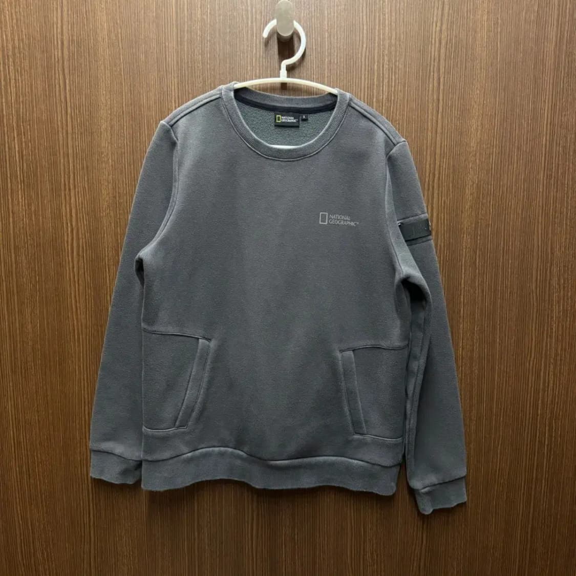 내셔널지오그래픽 맨투맨 상품이미지1