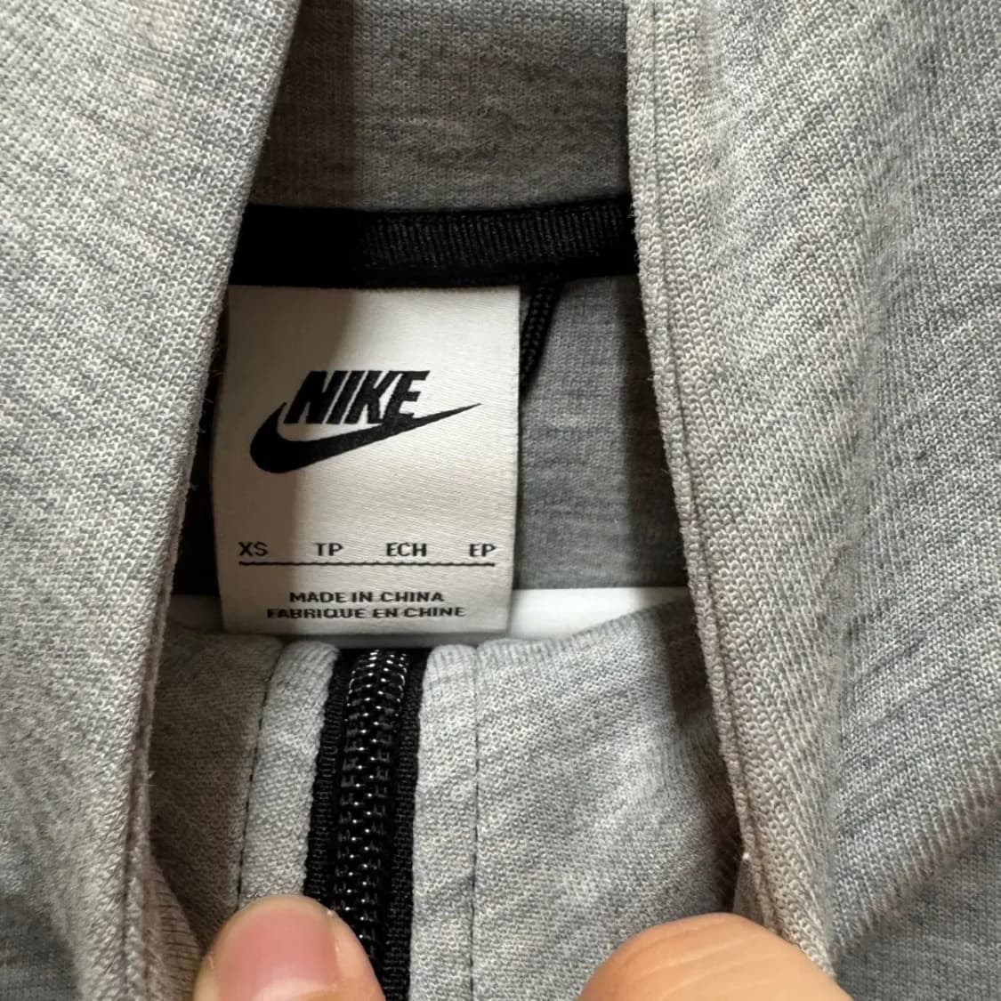 나이키 테크팩 후드집업 상품이미지2