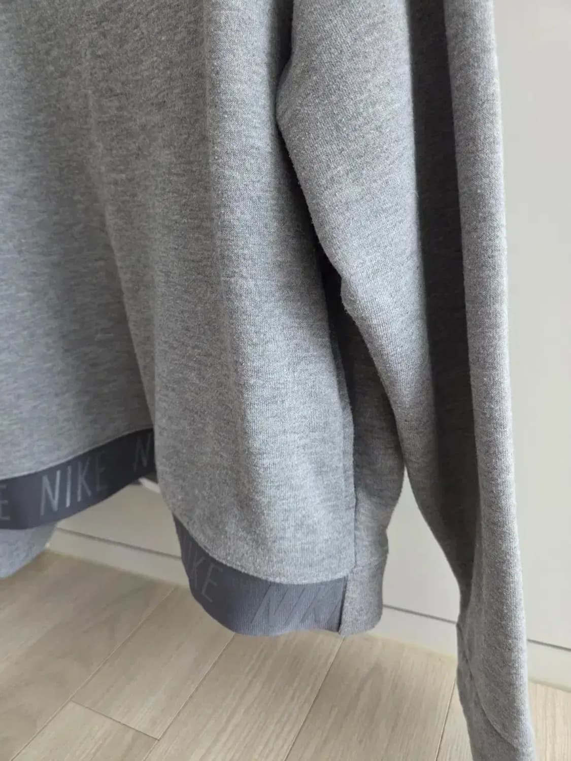 나이키 맨투맨 상품이미지3