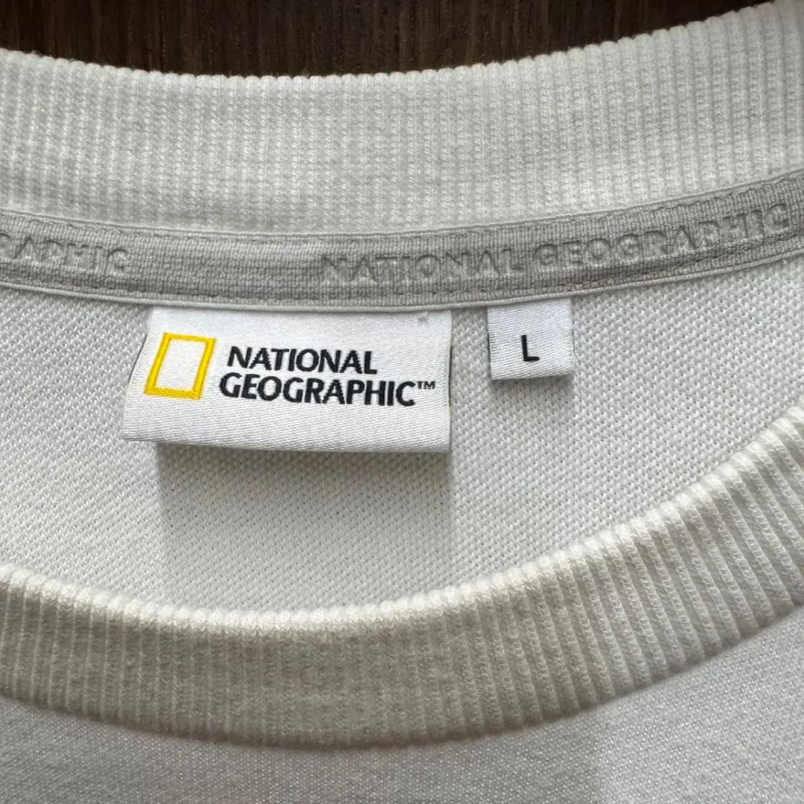 내셔널지오그래픽 맨투맨 상품이미지2