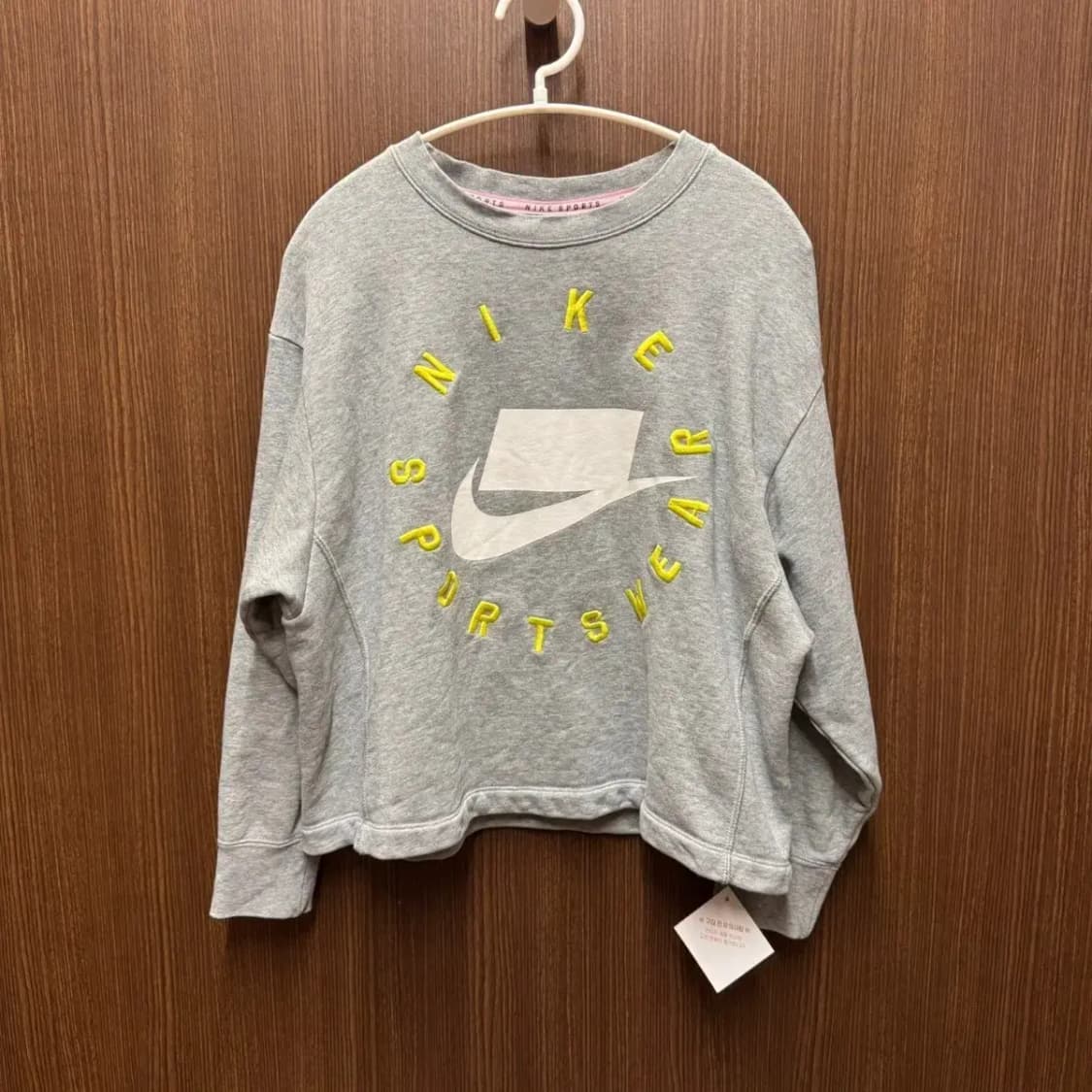 나이키 맨투맨 상품이미지1