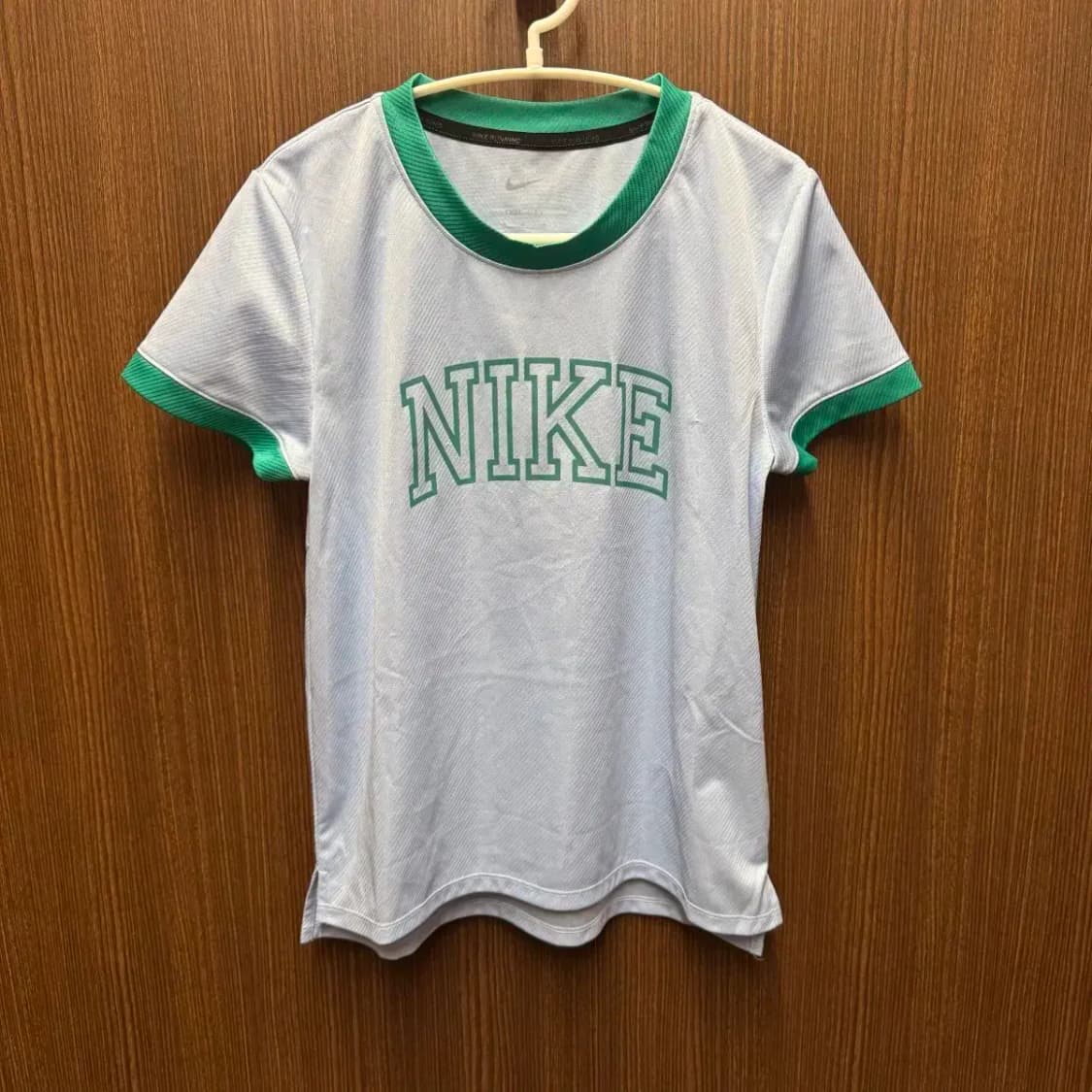 나이키 반팔티셔츠 상품이미지1