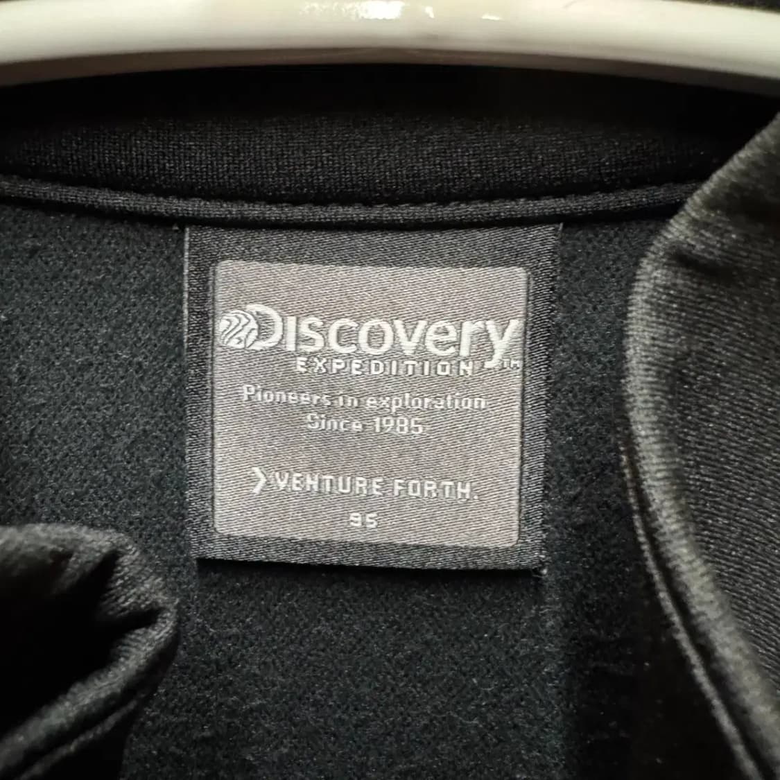 디스커버리 집업 상품이미지2