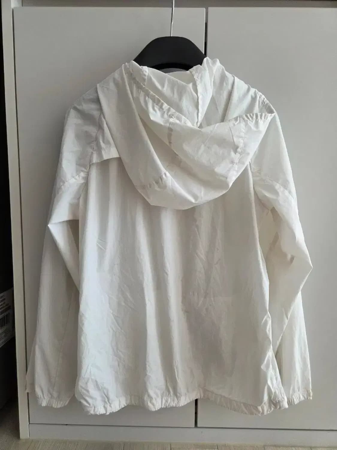 노스페이스 경량 바람막이 상품이미지4