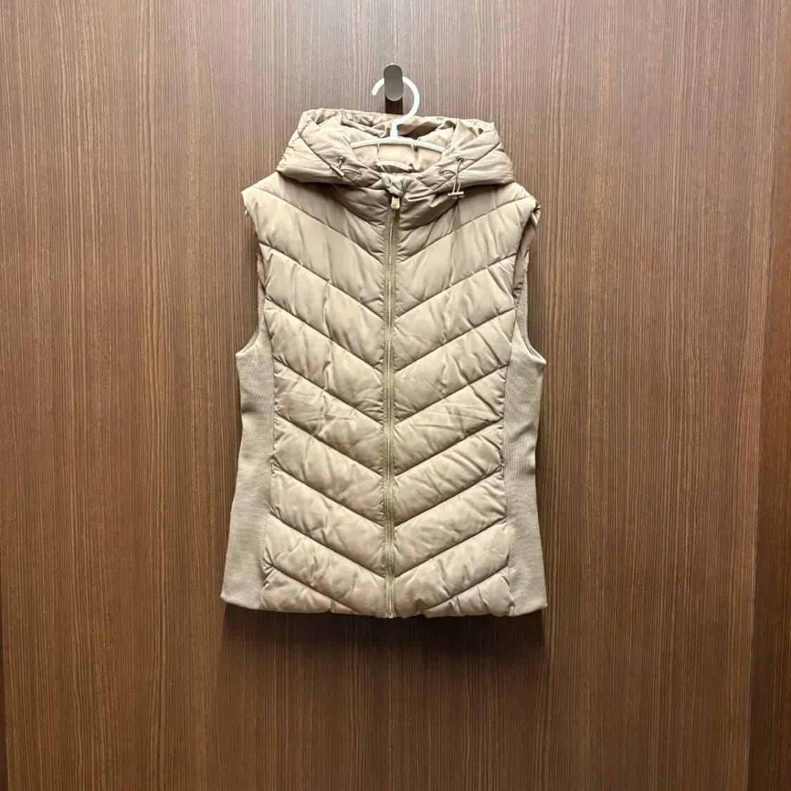 자라 패딩 후드조끼 상품이미지1