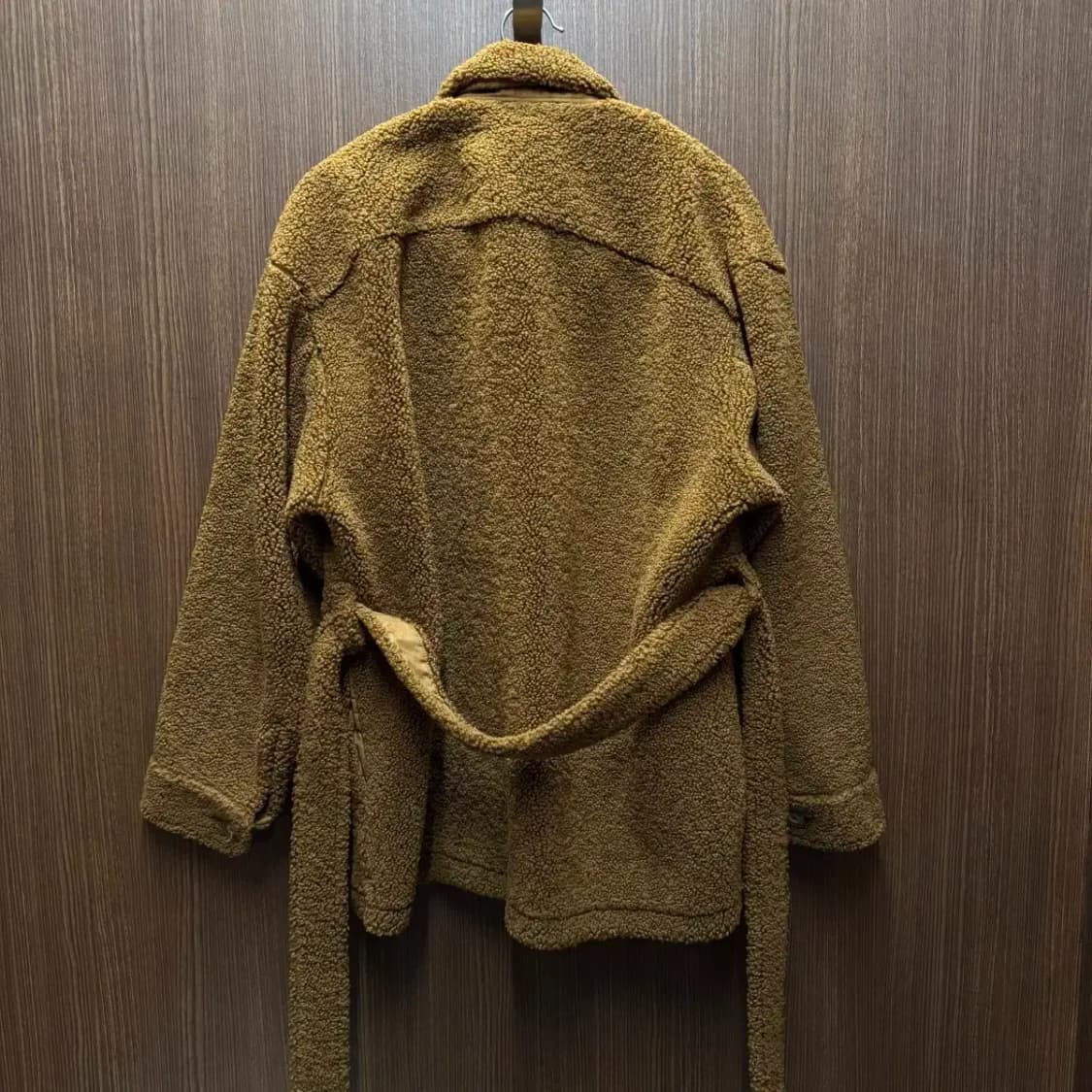 유니클로 벨티드 뽀글이 코트 상품이미지4