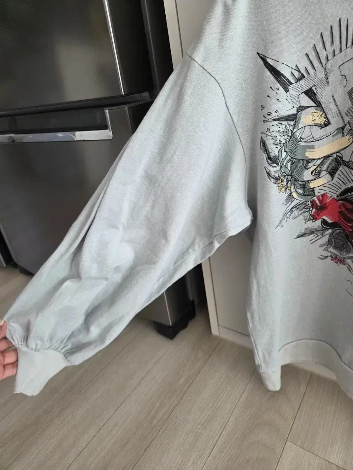 한섬 타임 퍼프소매 맨투맨 상품이미지3