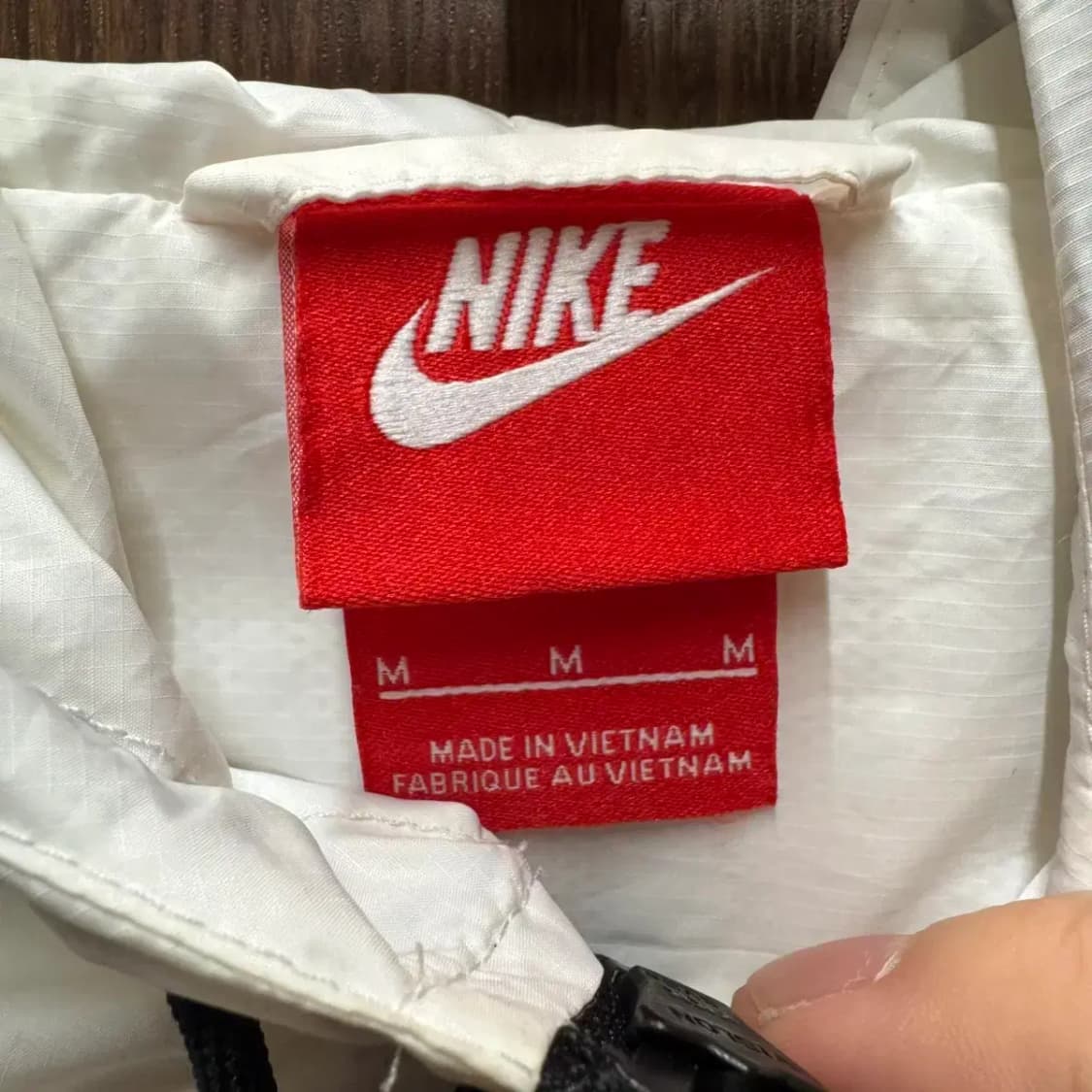 나이키 바람막이 상품이미지2