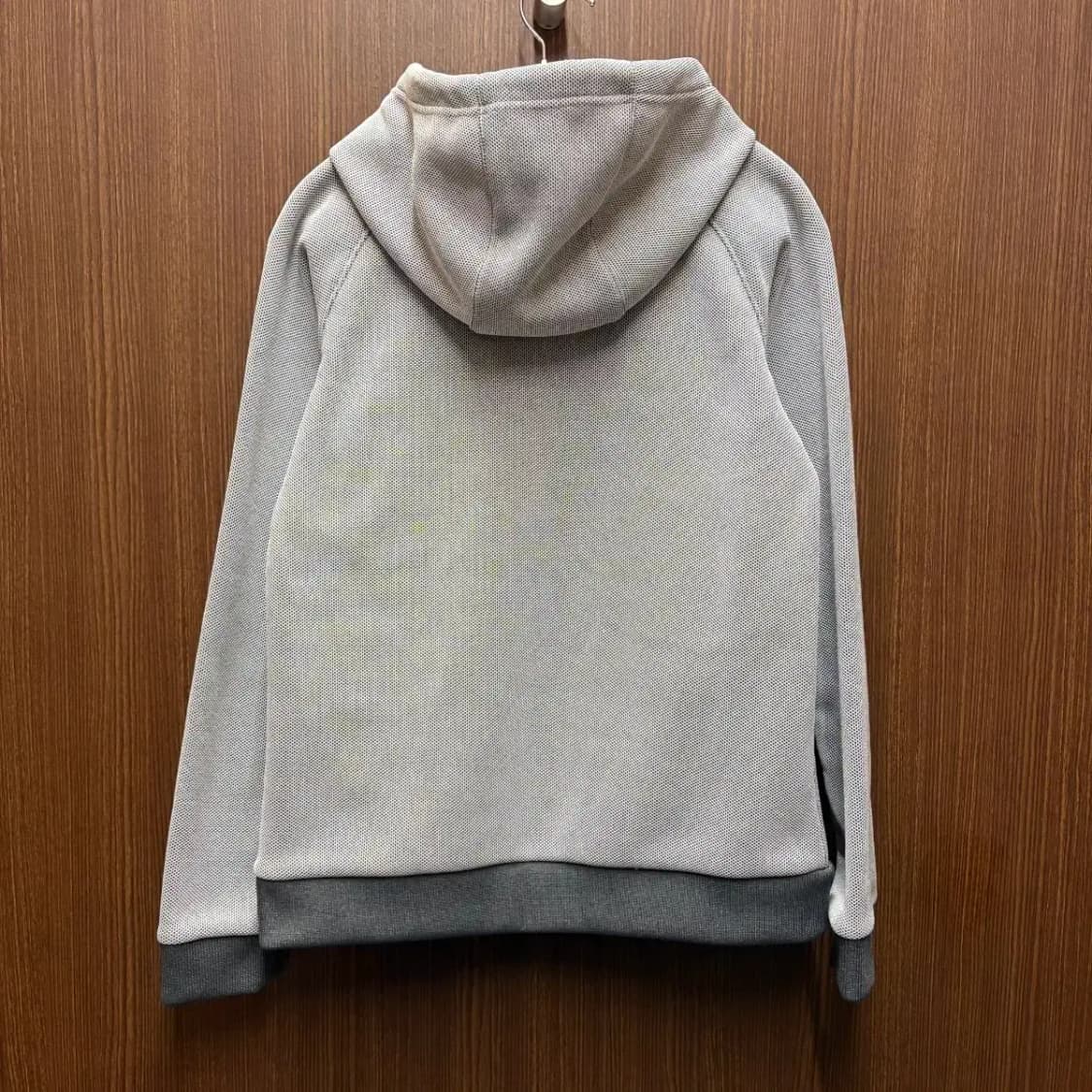 디스커버리 후드티셔츠 상품이미지3