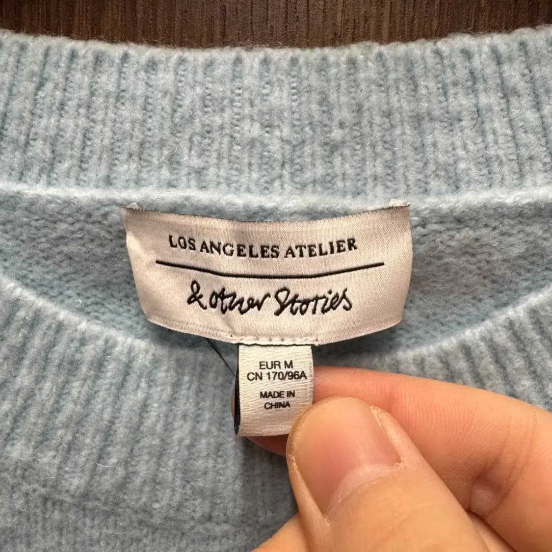 앤아더스토리즈 니트 상품이미지2
