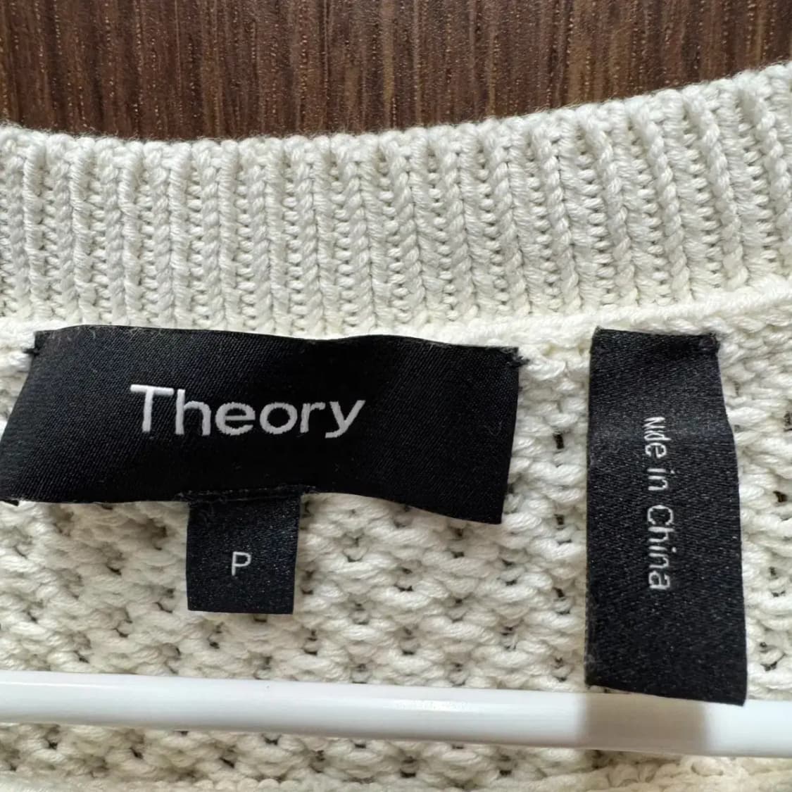 Theory 띠어리 아이보리 니트 스웨터 상품이미지2