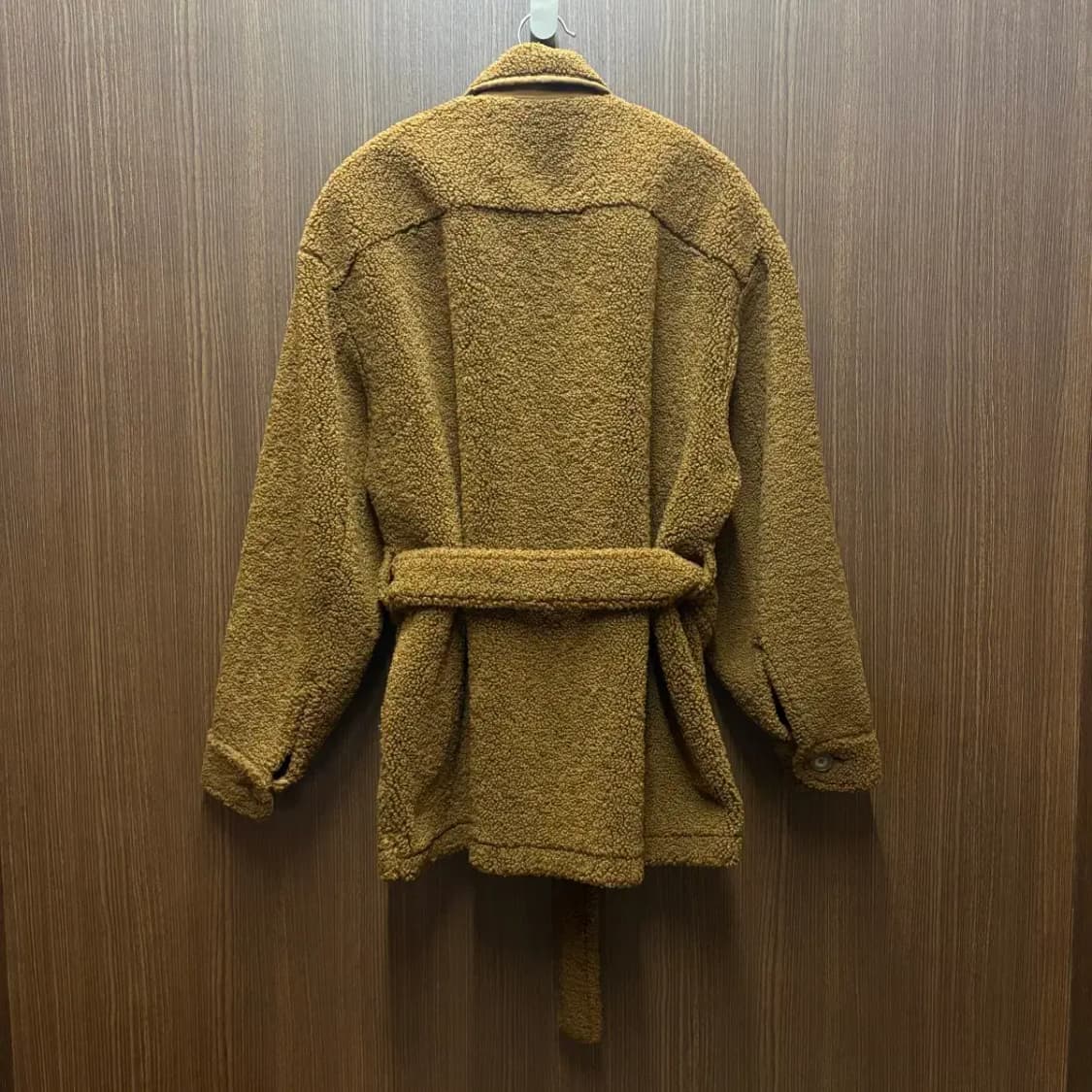 유니클로 벨티드 뽀글이자켓 상품이미지4