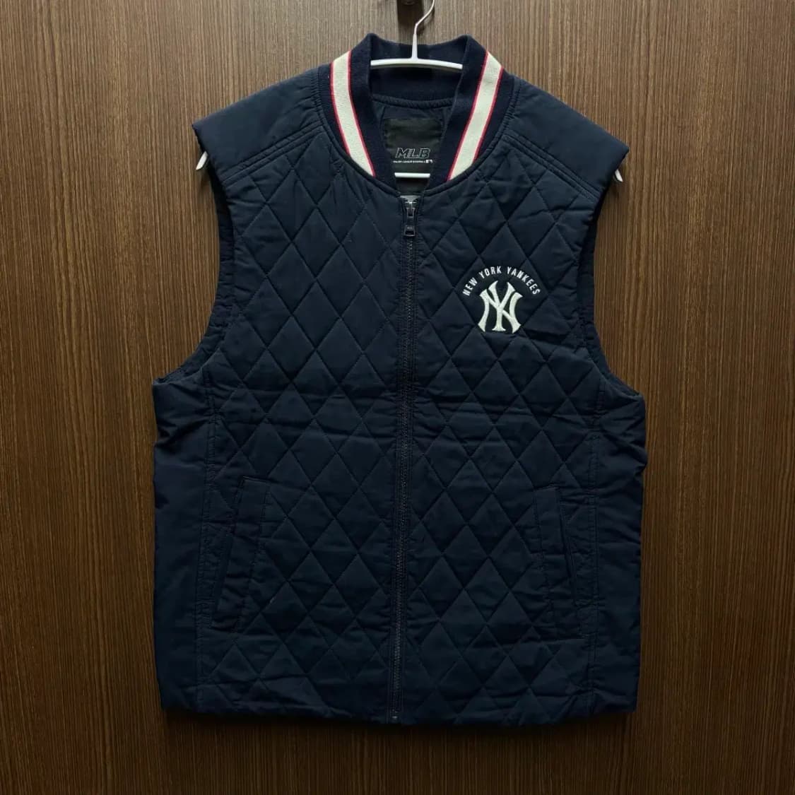 MLB 퀼팅 조끼 상품이미지1