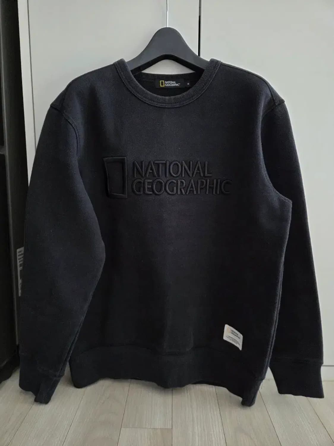 내셔널지오그래픽 맨투맨 상품이미지1