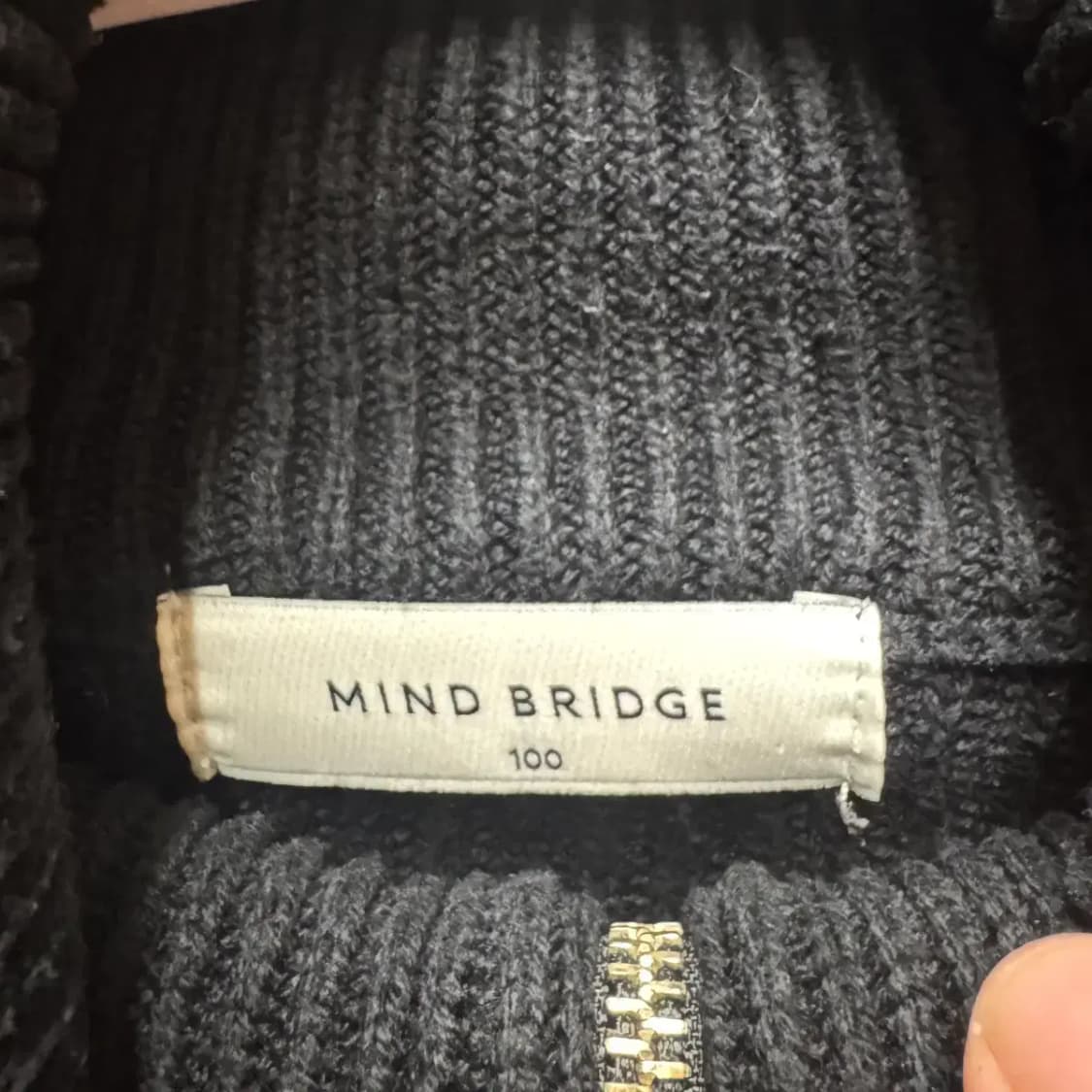 마인드브릿지 반집업 니트 상품이미지2