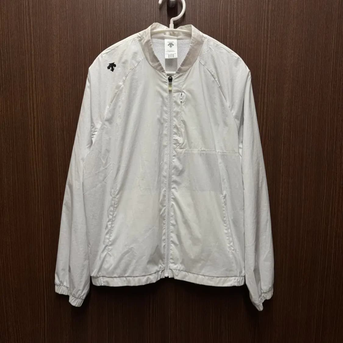 데상트 기능성 집업 상품이미지1