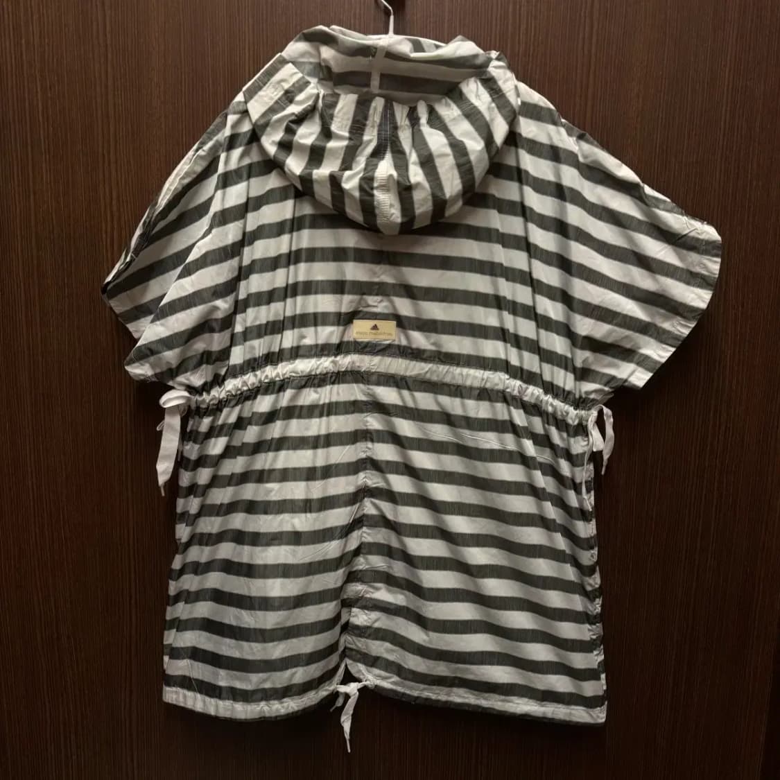 아디다스 스텔라맥카트니 바람막이 Run packamac 상품이미지5