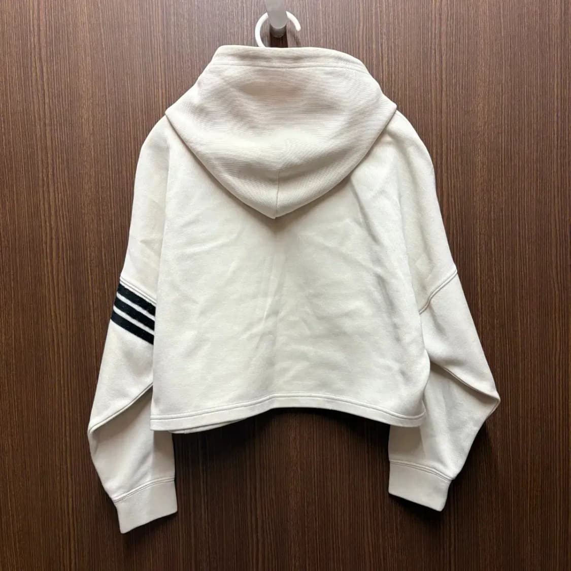 아디다스 숏 후드티셔츠 상품이미지5