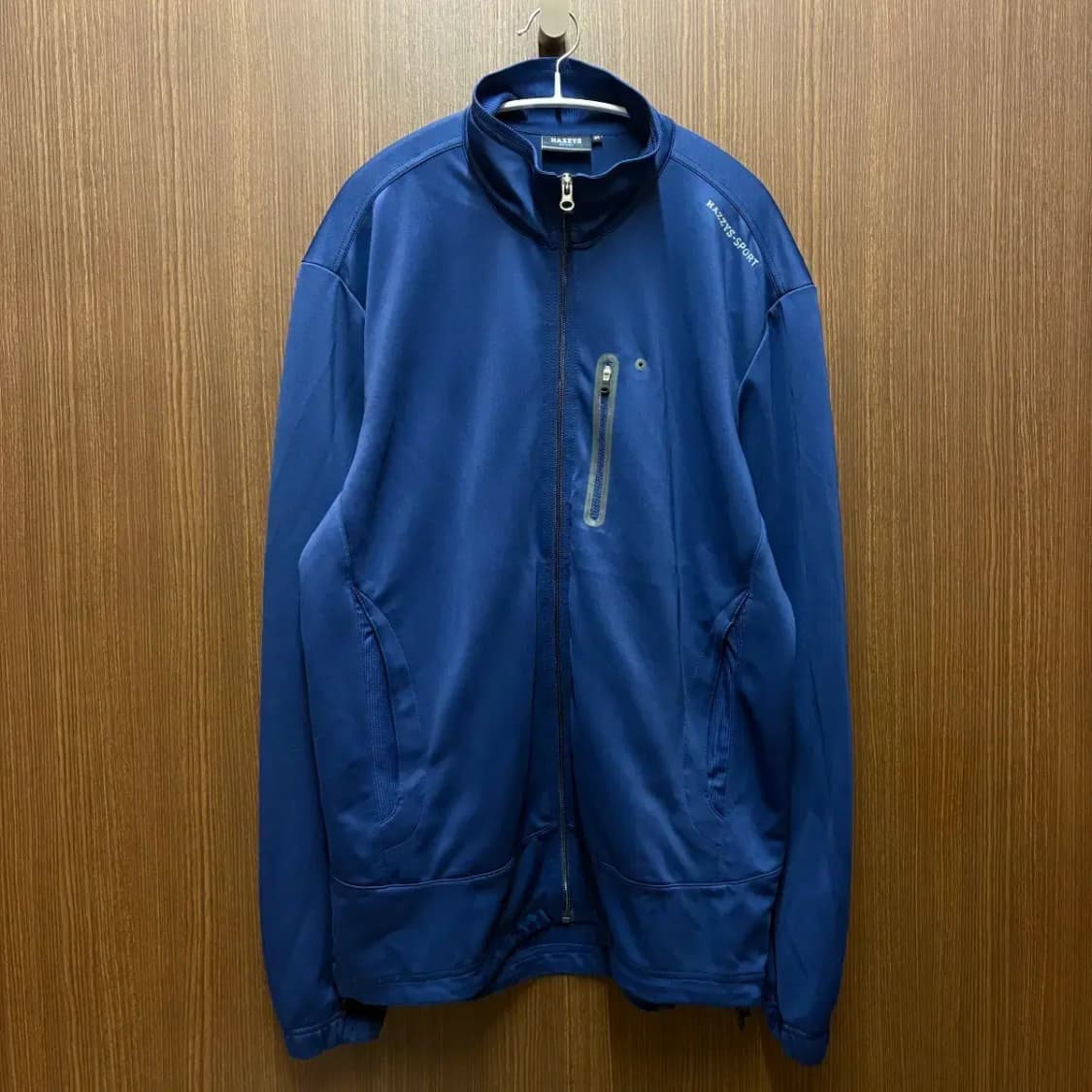 헤지스 집업 상품이미지1