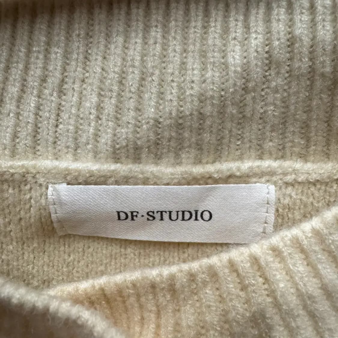 DF스튜디오 가디건 상품이미지2
