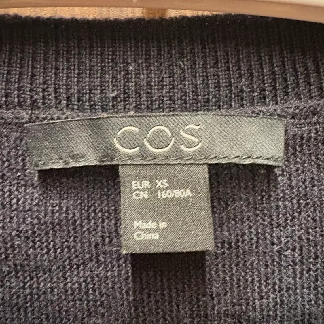 코스 cos 울100% 니트 상품이미지2