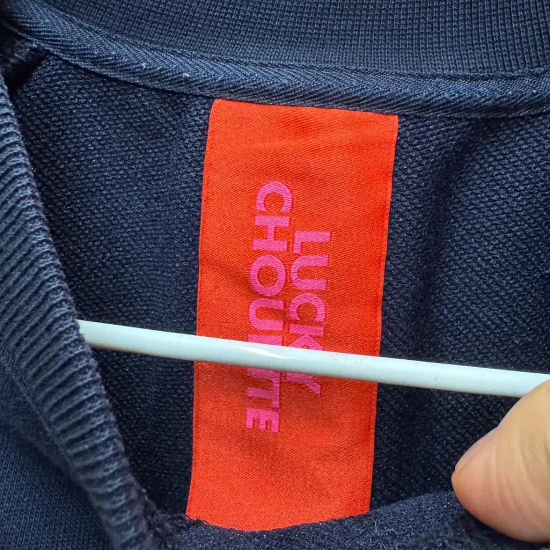 럭키슈에뜨 롱 맨투맨 상품이미지2