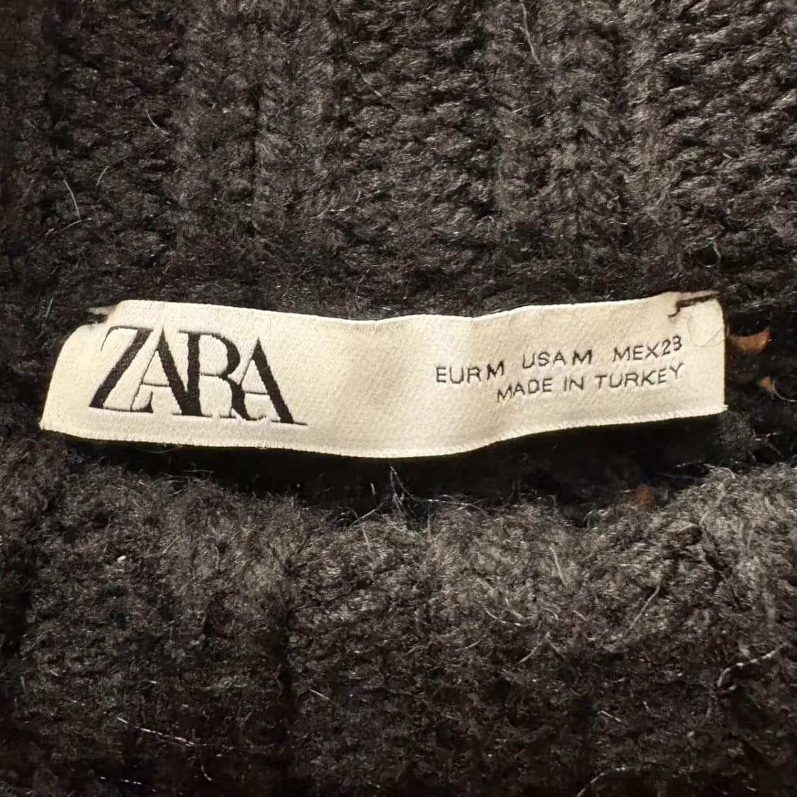 자라 니트 스웨터 상품이미지2