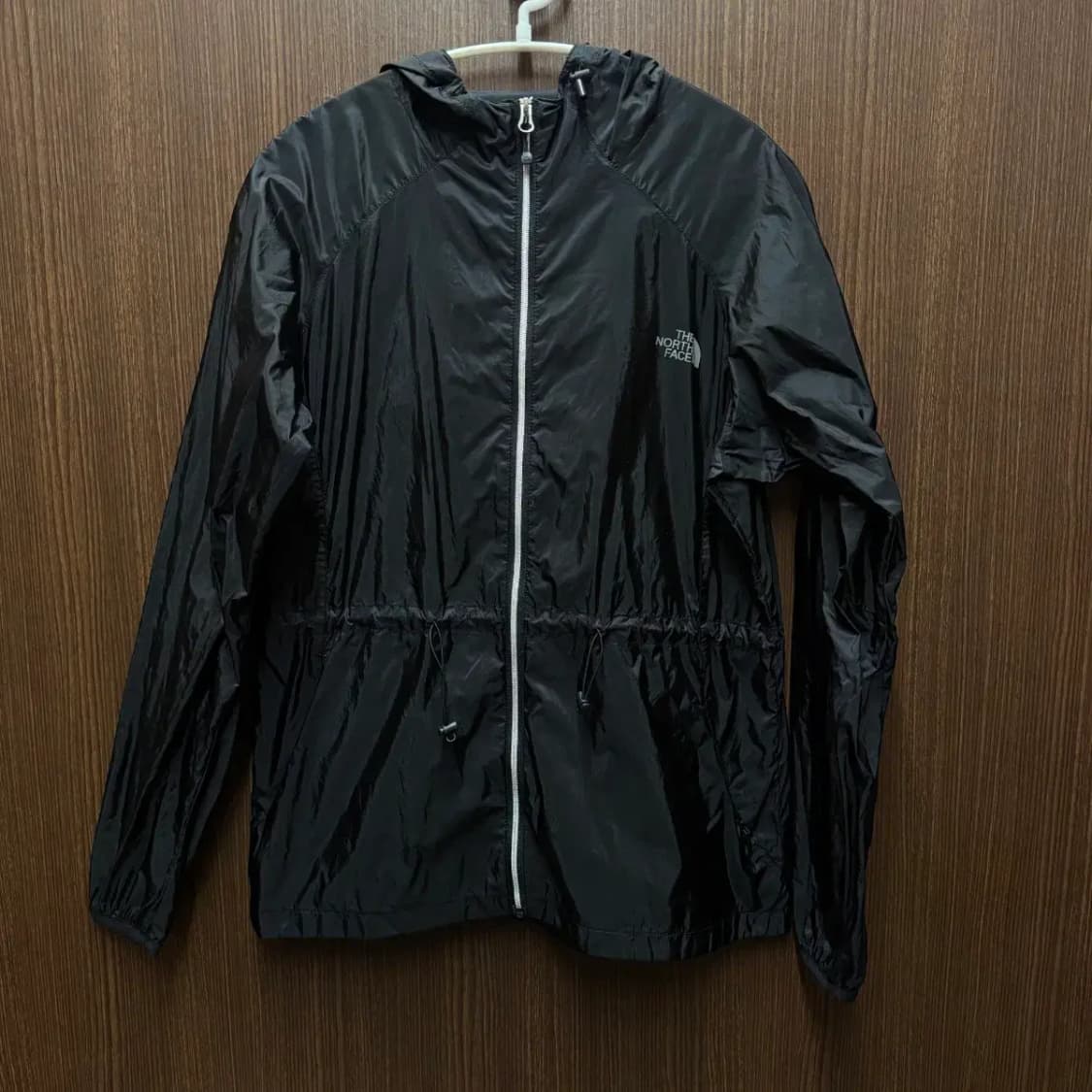 노스페이스 바람막이 점퍼 상품이미지1