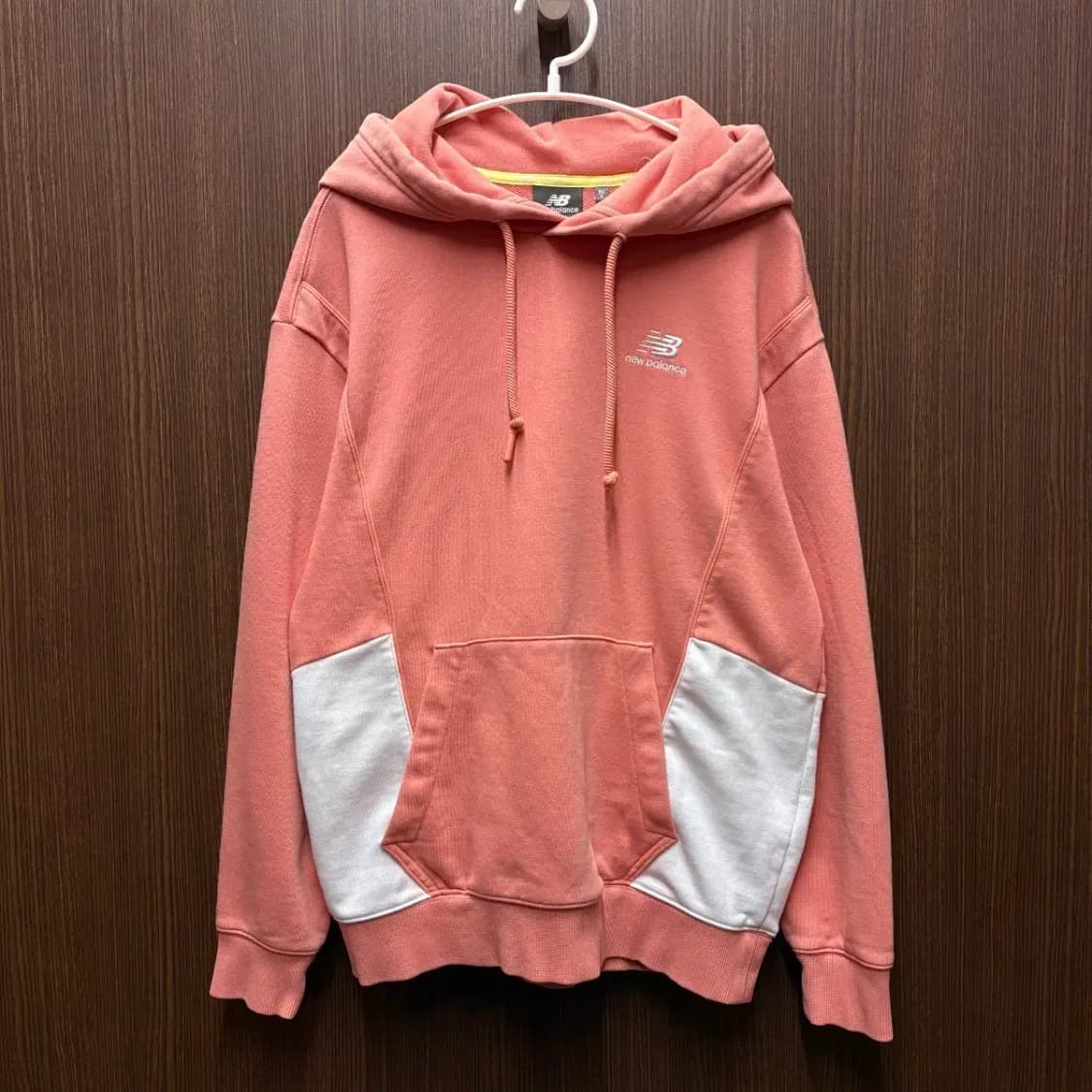 뉴발란스 후드티셔츠 상품이미지1