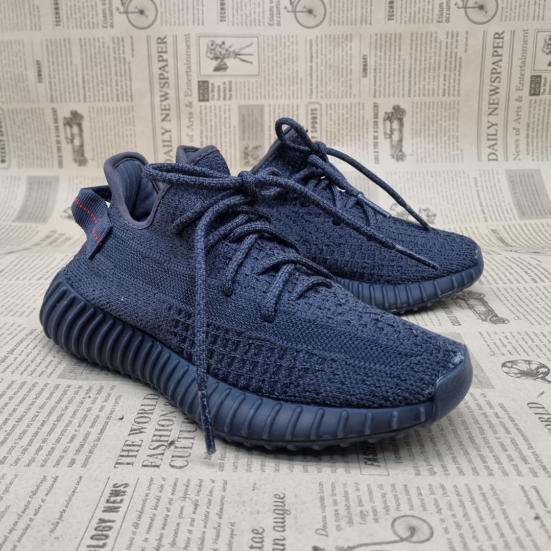 아디다스 이지부스트 350 V2 운동화 220 상품이미지1